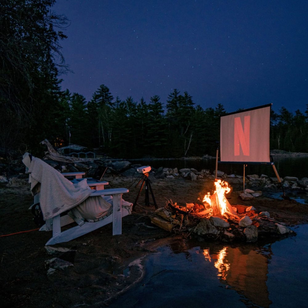 How to style an outdoor cinema at home