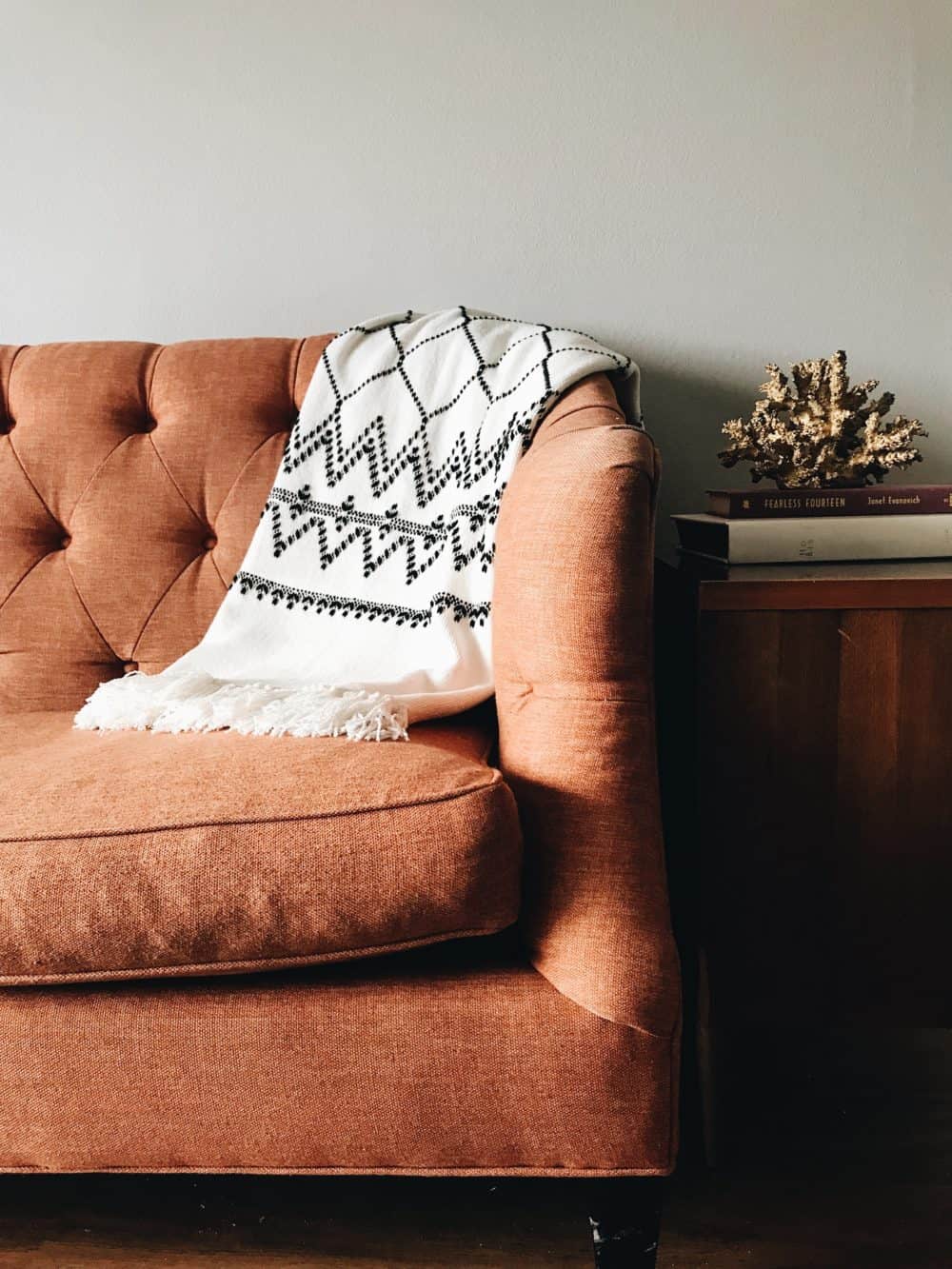 How to add warmth to your living room 4