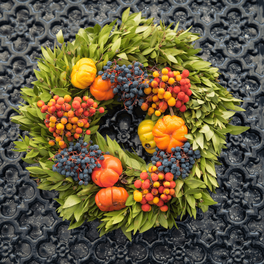 From Nature to Your Doorstep: Create Beautiful Autumn Wreath Today 8