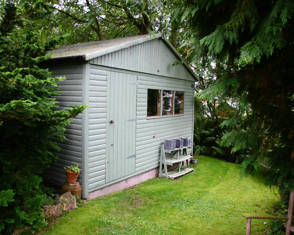 Tips To Keep A Shed Warm  Without A Heater