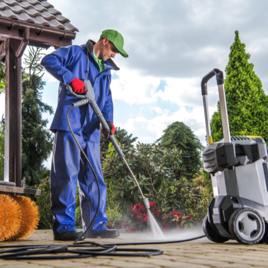 Battle of the Cleaners: Power Washer vs Pressure Washer 7