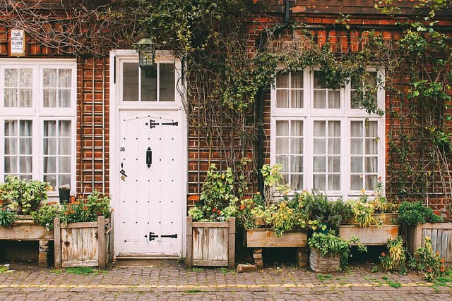 From Drab to Fab - Tips for a Stylish UPVC Revival! 3