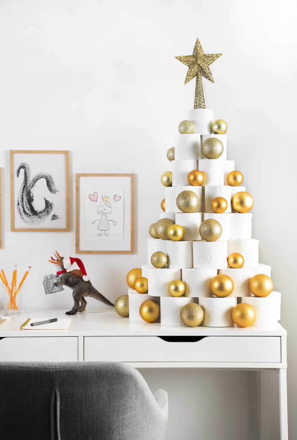 Transform the Living Room into a Christmas Wonderland