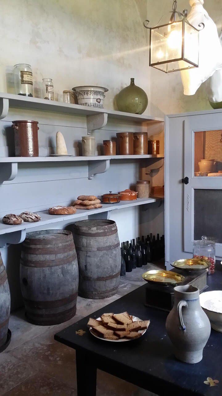 Pantry or Larder The Benefit of a Pantry or Cool Room to a Home 1