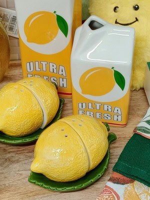 Lemon Decor Ideas to Brighten Your Home 1