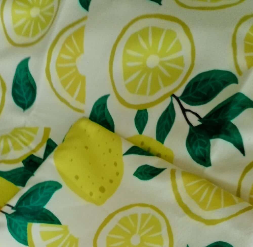 Lemon-Themed Kitchen Linen