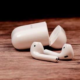 Cleaning Technique for Earbuds and Headphones Cleaning Technique for Earbuds and Headphones