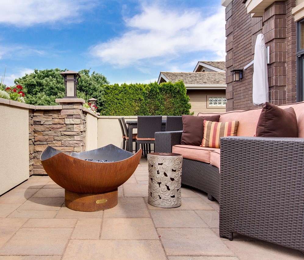 Maintain Your Clean Patio Maintain Your Clean Patio