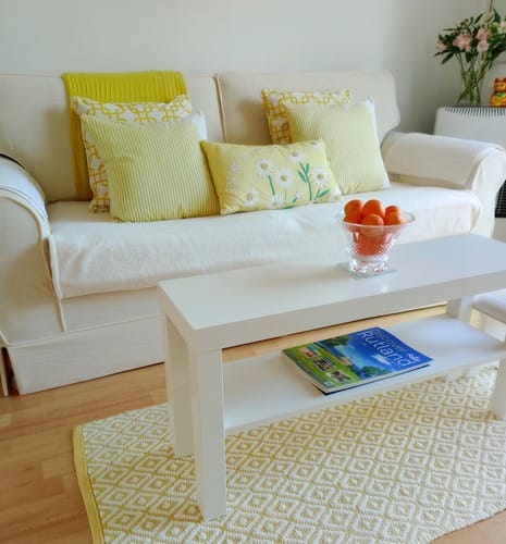 A Touch of Lemon to Add a Zing to Your Spring Decor A Touch of Lemon to Add a Zing to Your Spring Decor